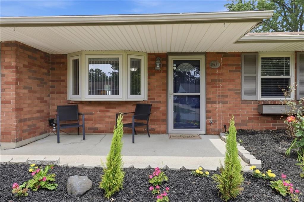 2531 Allenby Property Photo 8