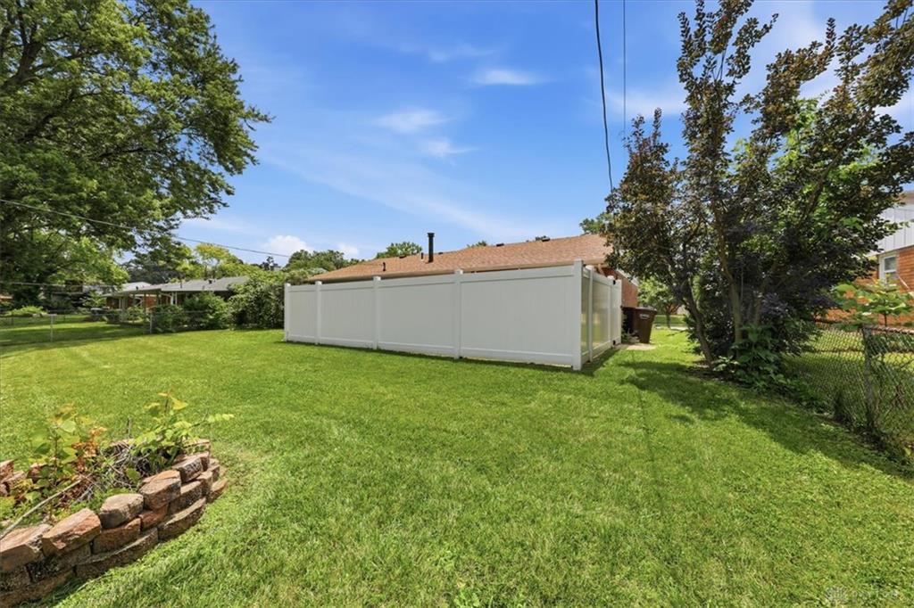 2531 Allenby Property Photo 32