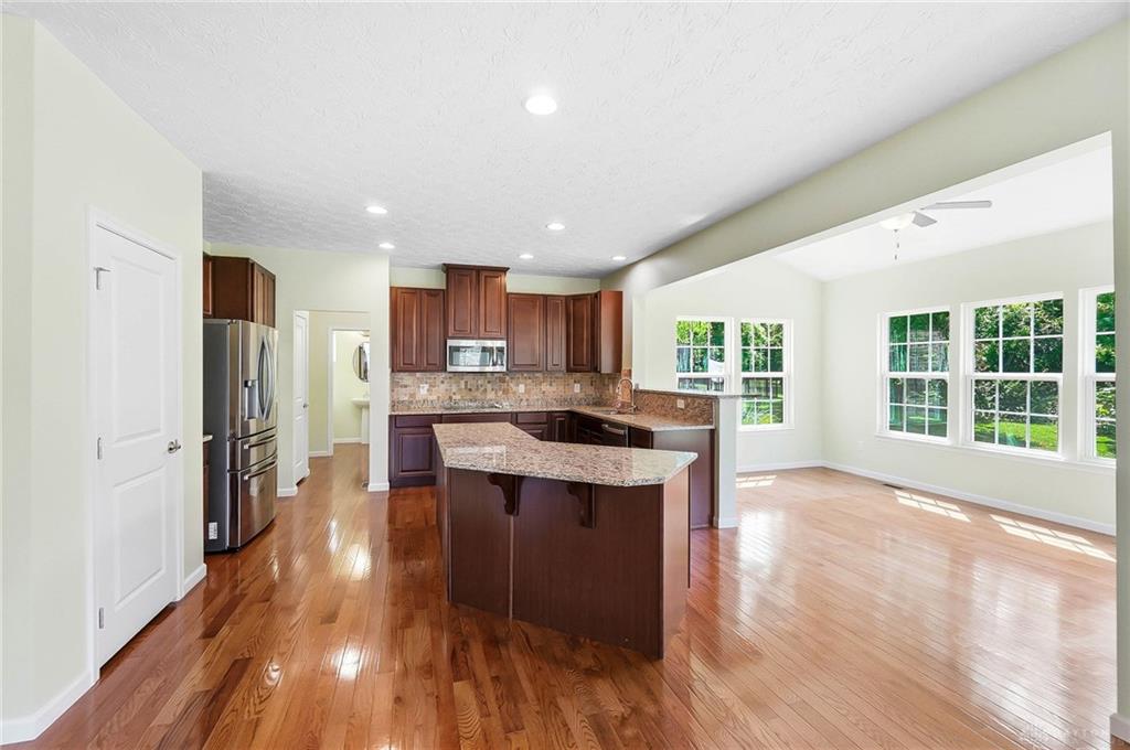 2500 Saint Anne Property Photo 13