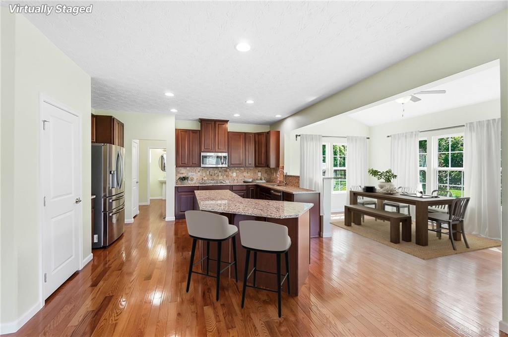 2500 Saint Anne Property Photo 14