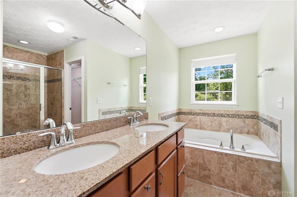 2500 Saint Anne Property Photo 31