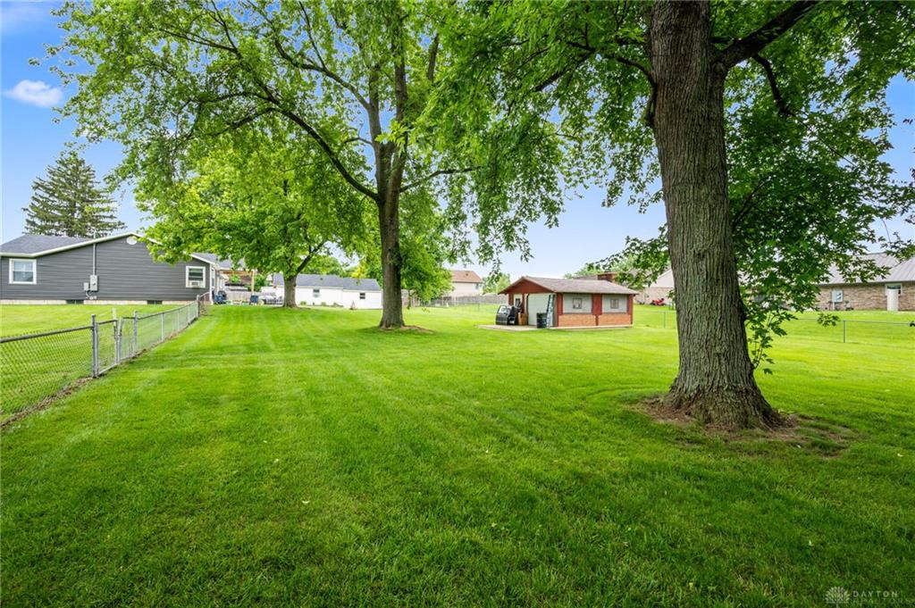 1226 E Troy Urbana Property Photo 24