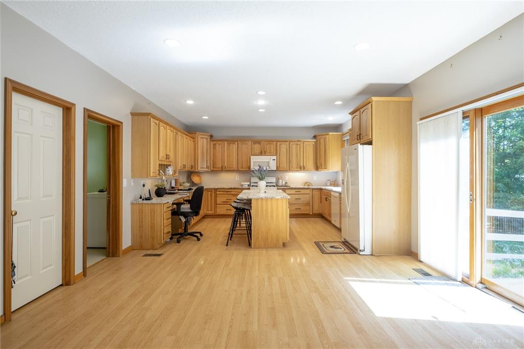 1962 Rich Property Photo 8