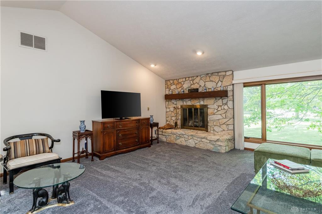 1055 Wilderness Property Photo 18