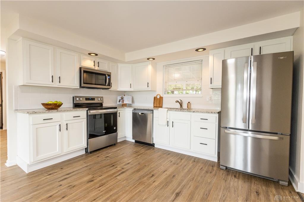 2943 Imperial Property Photo 13
