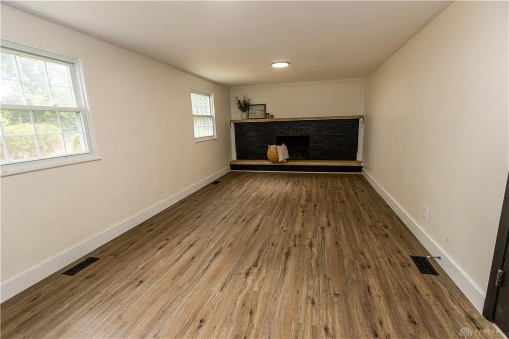 2943 Imperial Property Photo 16