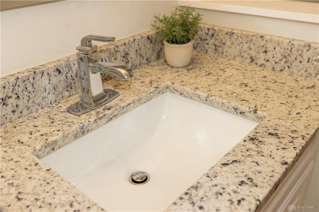 2943 Imperial Property Photo 25