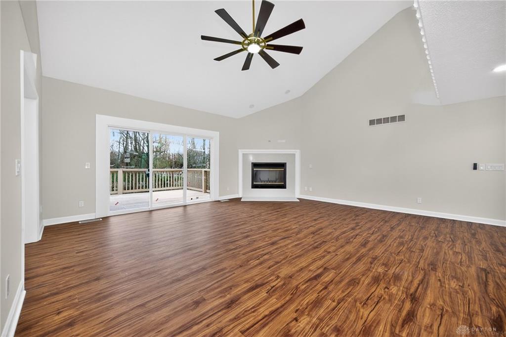 811 Wind Bluff Property Photo 11