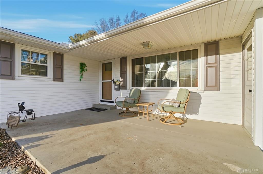 1044 Whitestone Property Photo 4