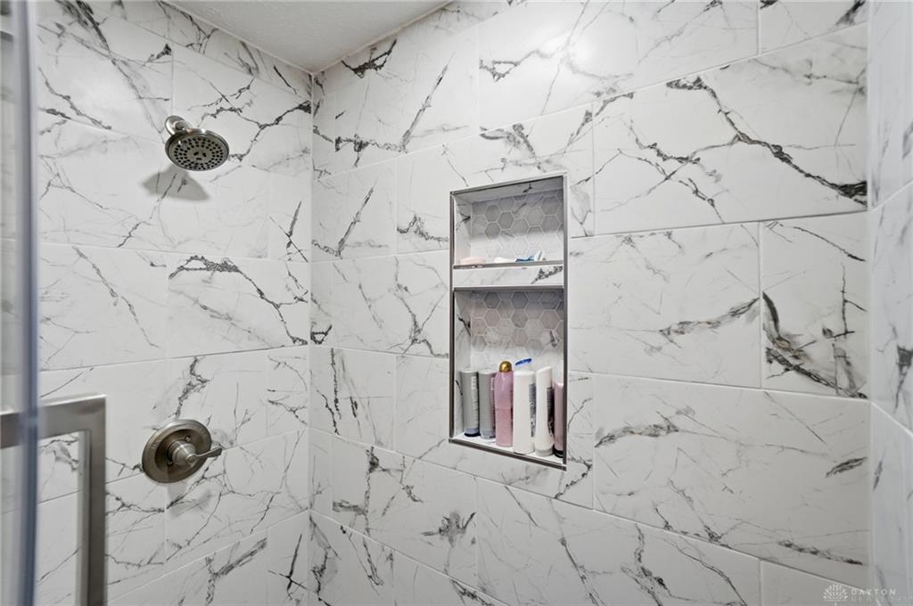 1044 Whitestone Property Photo 11