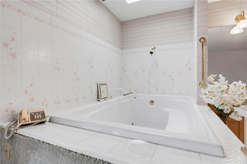 129 Outerview Property Photo 26