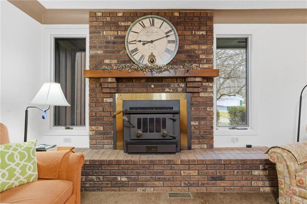 129 Outerview Property Photo 38