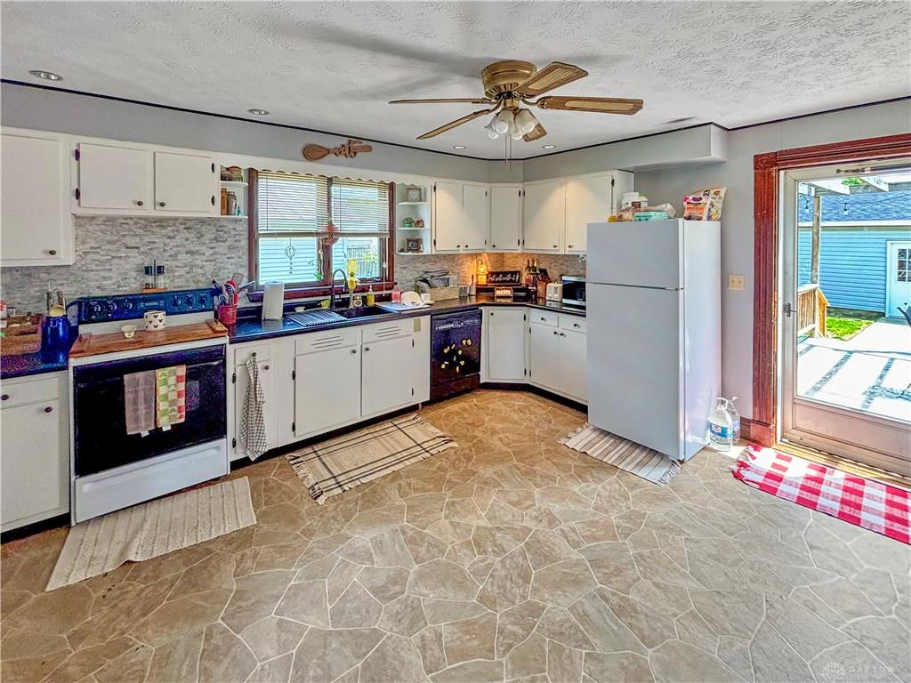 13 S Main Property Photo 3