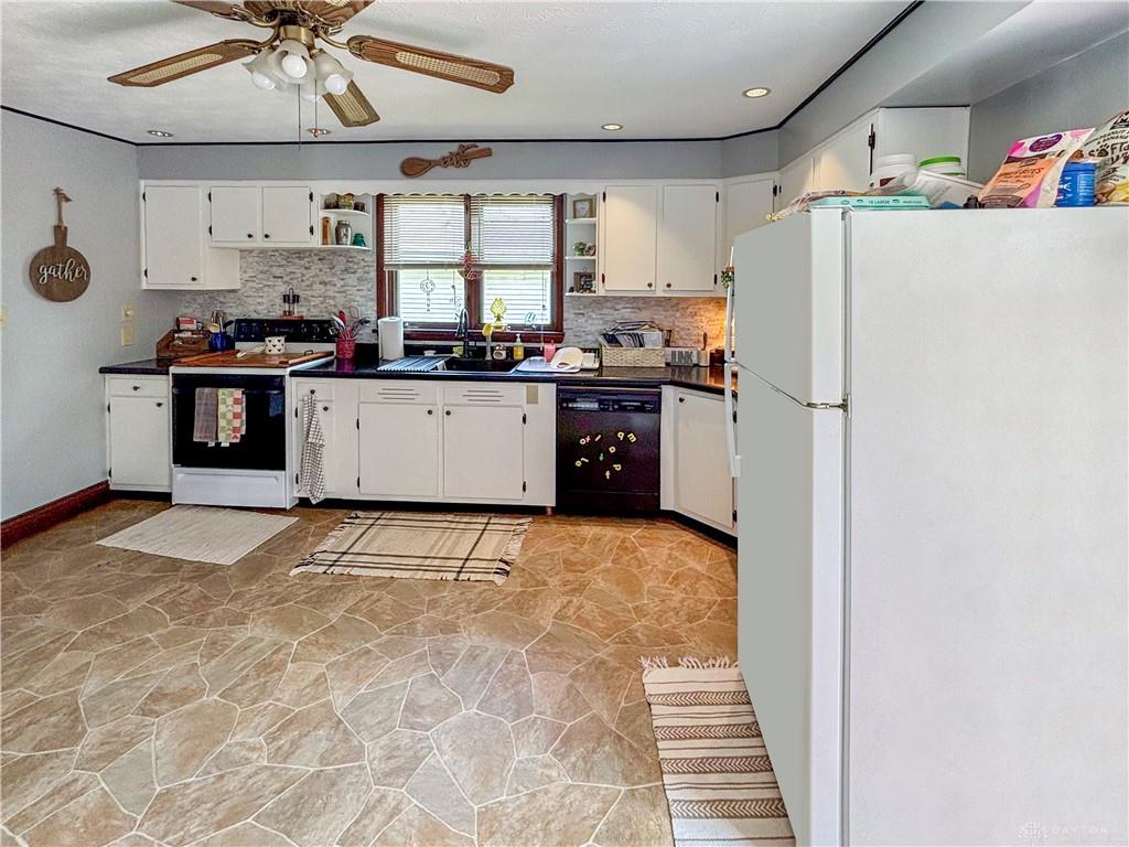 13 S Main Property Photo 5