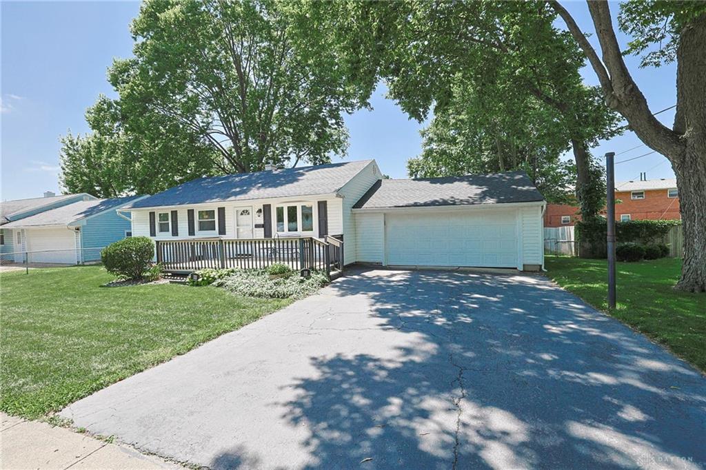 111 Stadia Property Photo 3