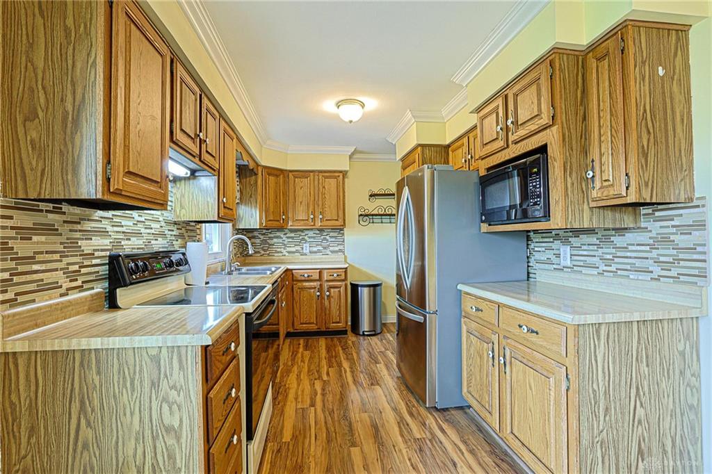 111 Stadia Property Photo 13