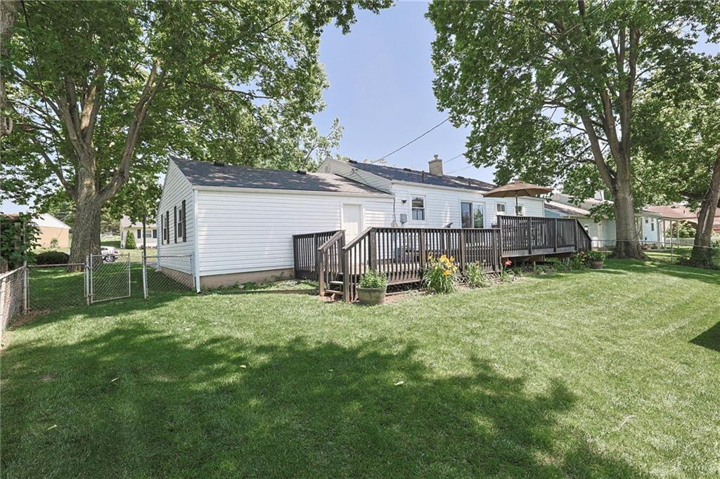 111 Stadia Property Photo 36