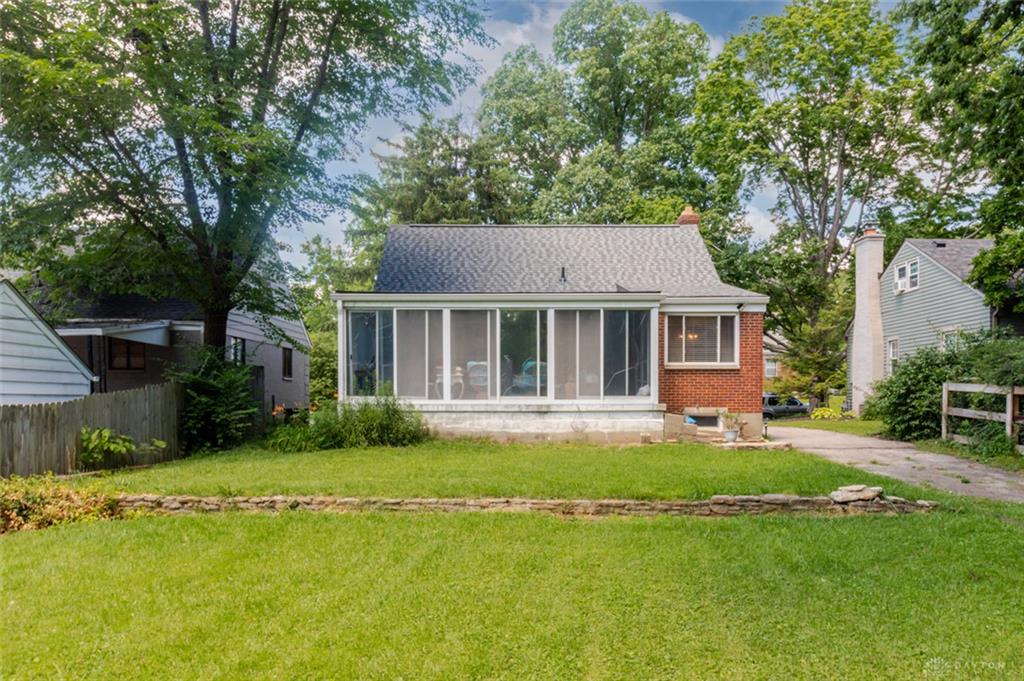 1424 Bowman Property Photo 23