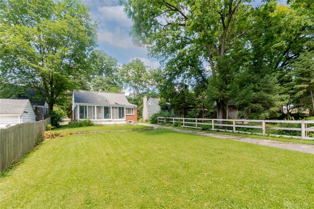 1424 Bowman Property Photo 25