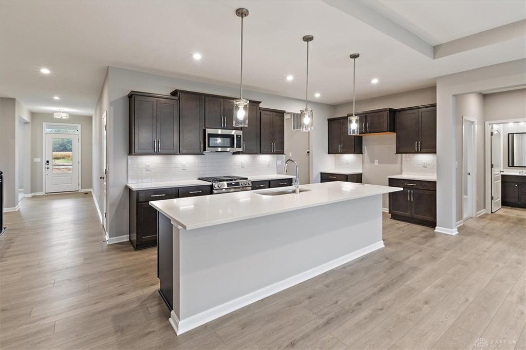 407 Winters Property Photo 2