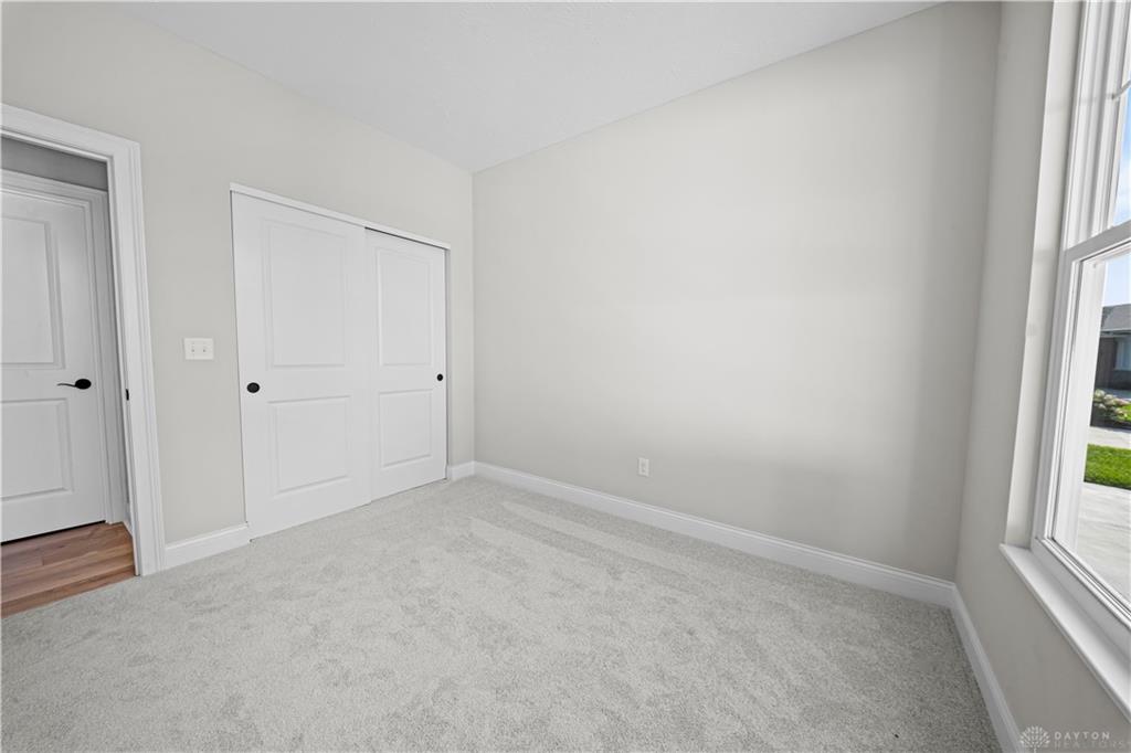 10015 Charlotte Property Photo 12