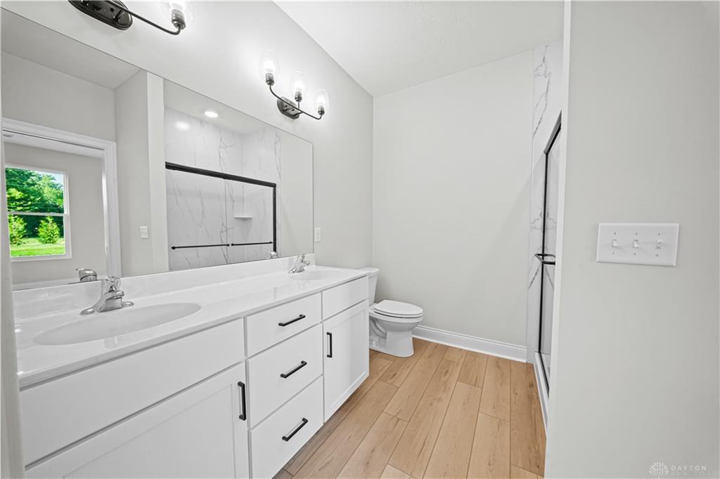 10015 Charlotte Property Photo 15
