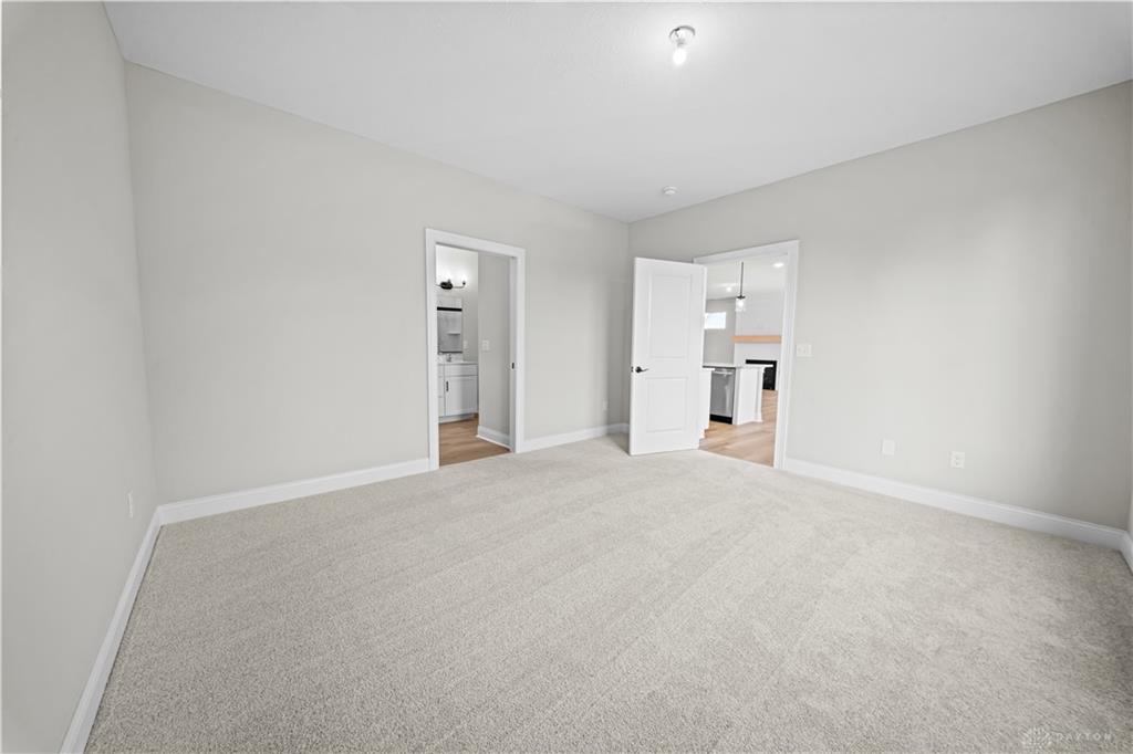 10015 Charlotte Property Photo 17