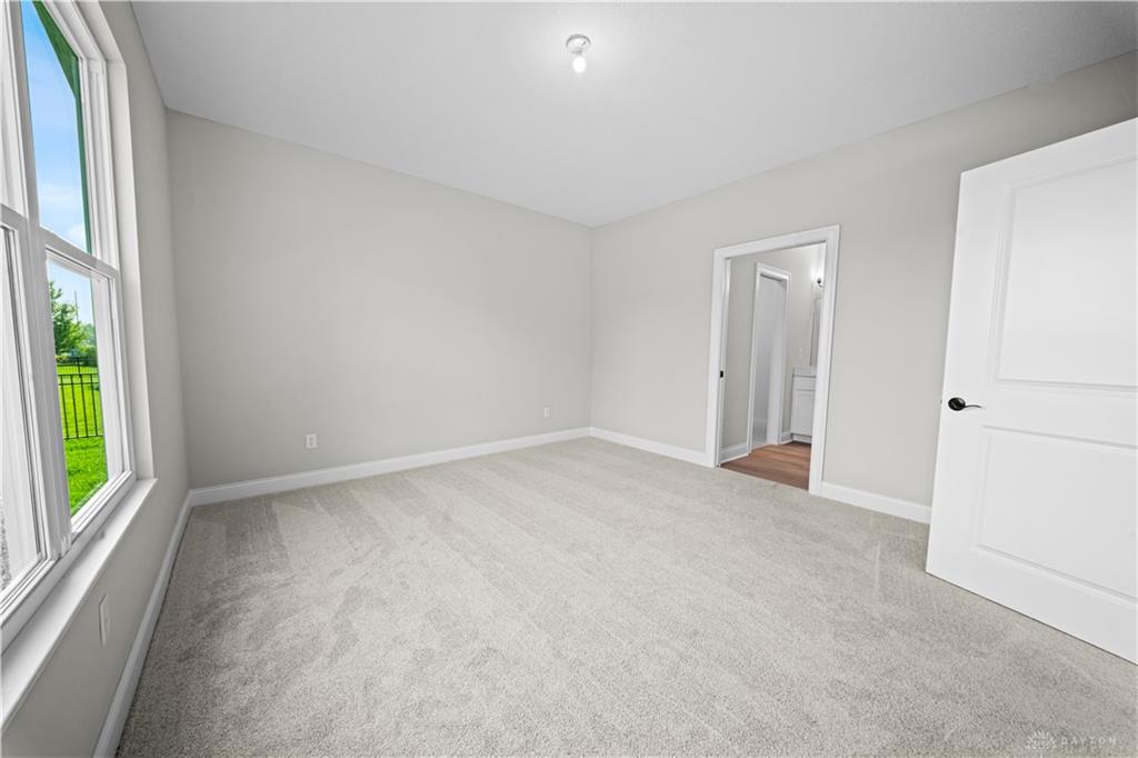 10015 Charlotte Property Photo 20