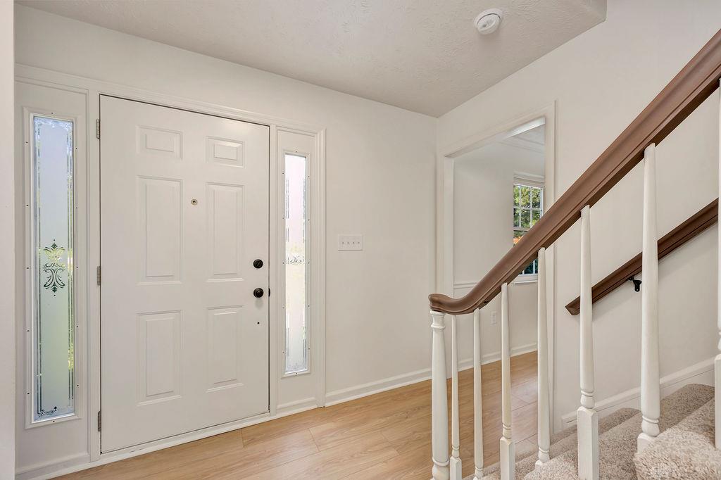 7764 Rolling Meadows Property Photo 4