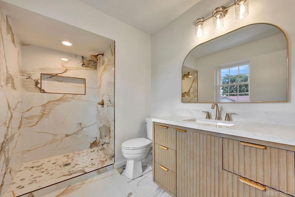7764 Rolling Meadows Property Photo 35