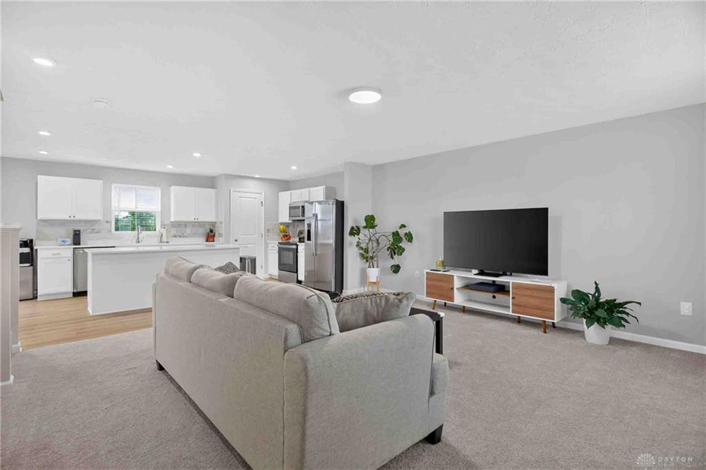 1650 Bishop Property Photo 6