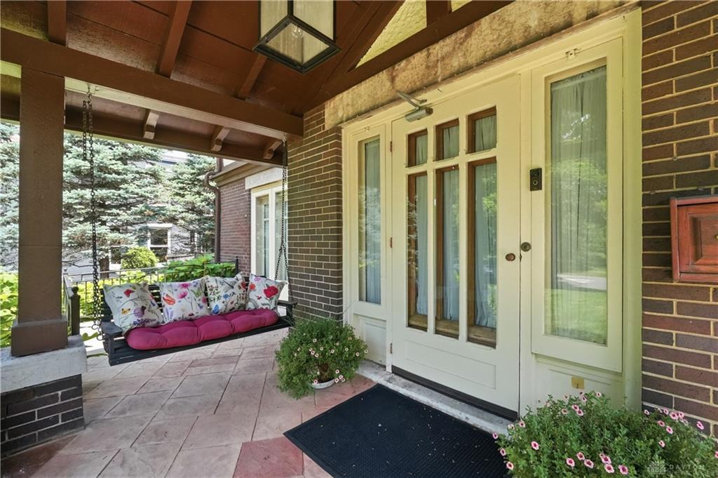 220 Central Property Photo 5