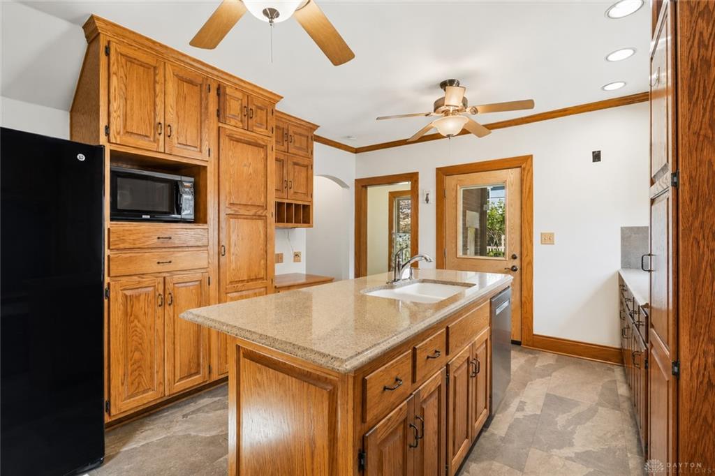 220 Central Property Photo 21