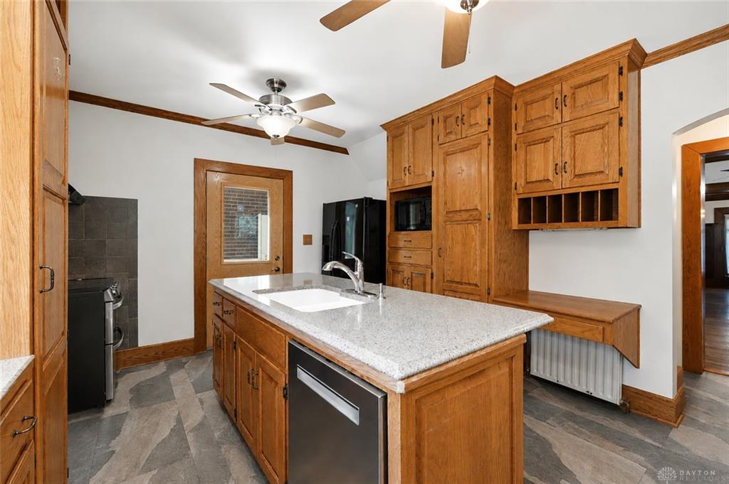 220 Central Property Photo 25
