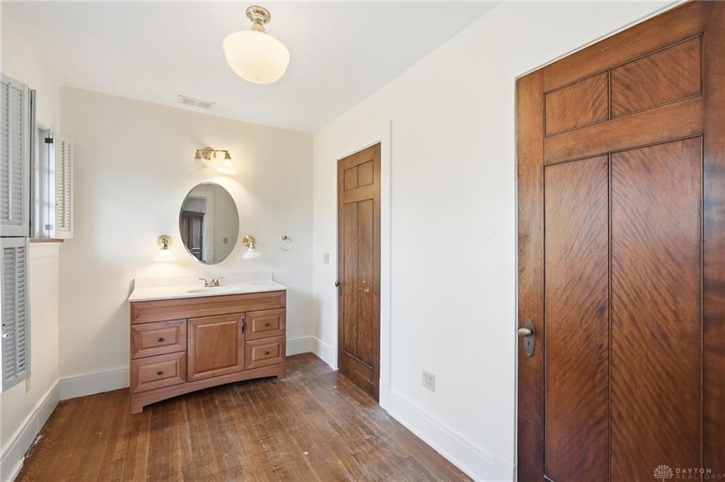 220 Central Property Photo 41