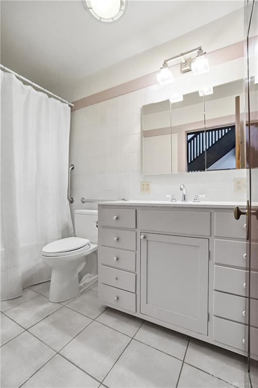 220 Central Property Photo 54