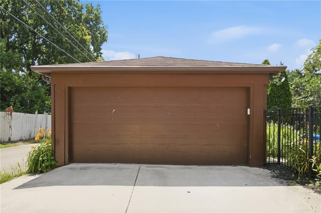 220 Central Property Photo 78