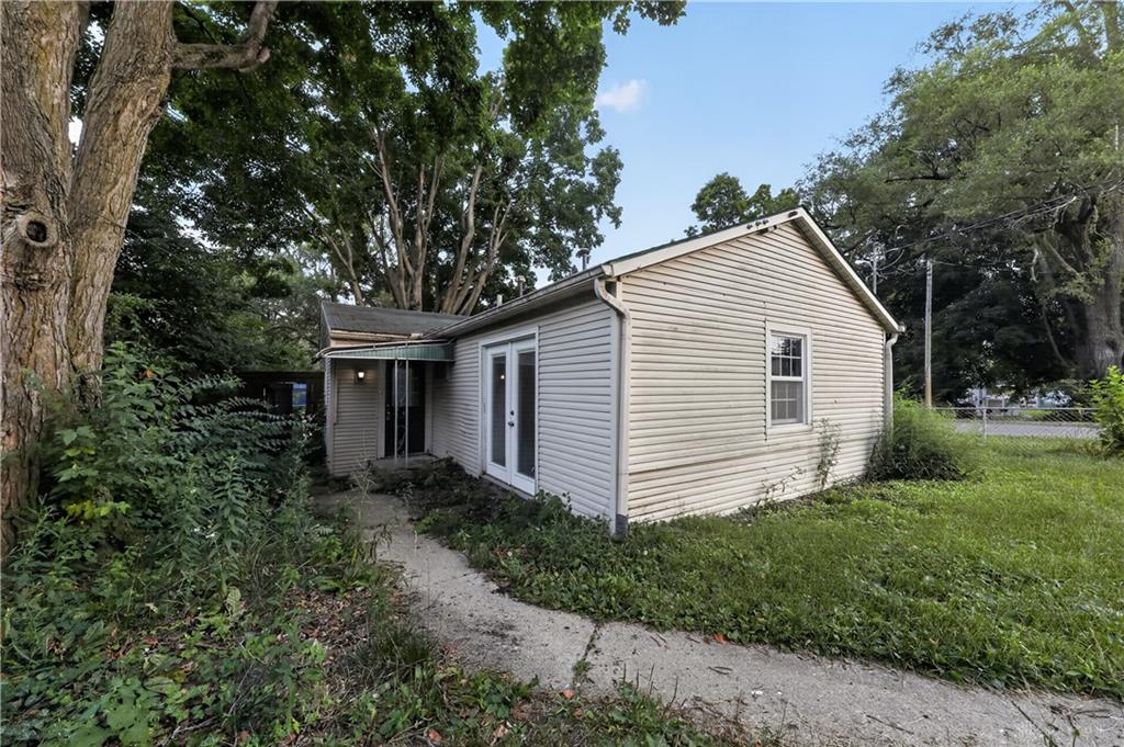 1704 Wilbur Property Photo 4