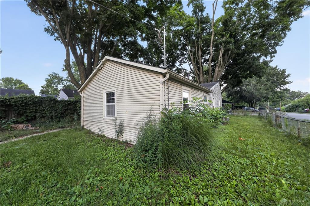 1704 Wilbur Property Photo 5