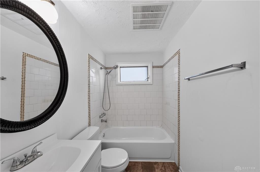 1704 Wilbur Property Photo 22