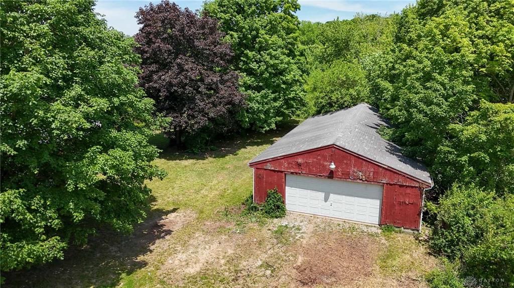 8833 E State Route 41 Property Photo 8