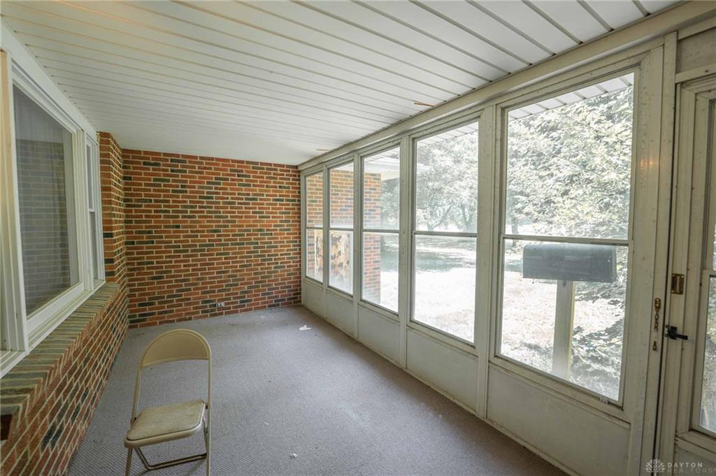 8833 E State Route 41 Property Photo 11
