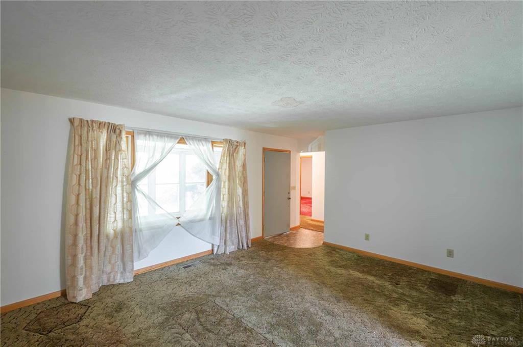 8833 E State Route 41 Property Photo 14