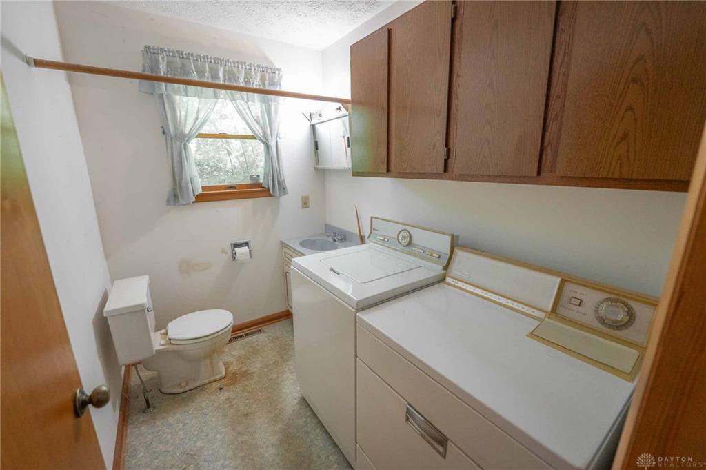 8833 E State Route 41 Property Photo 23