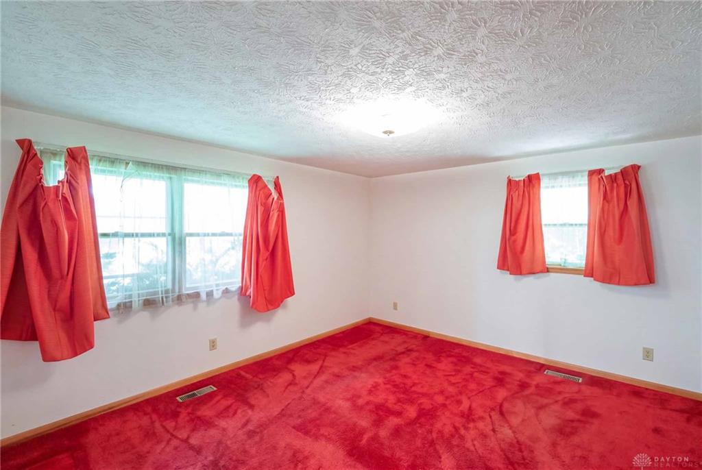 8833 E State Route 41 Property Photo 24