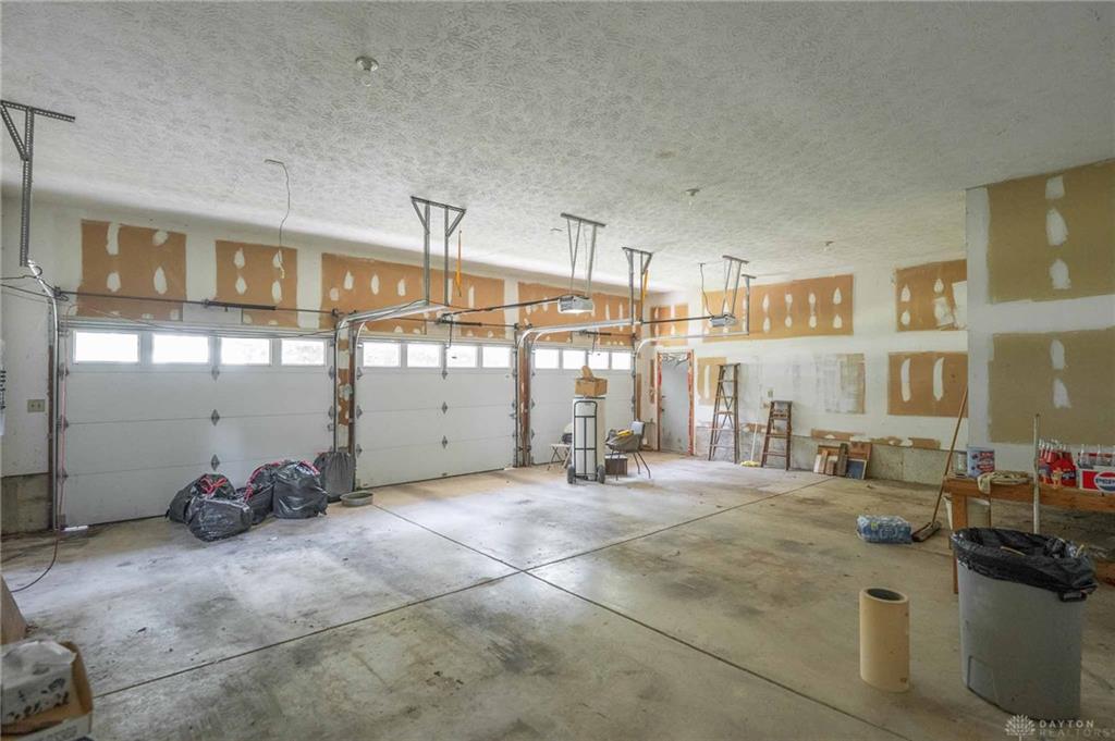 8833 E State Route 41 Property Photo 38