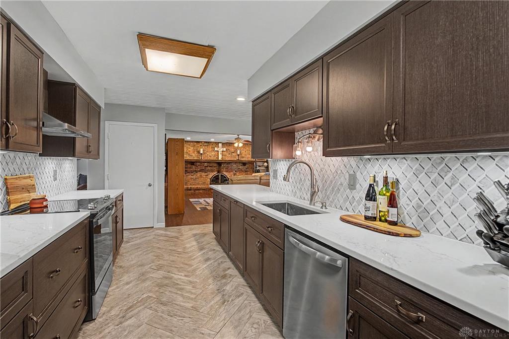 550 Unger Property Photo 18