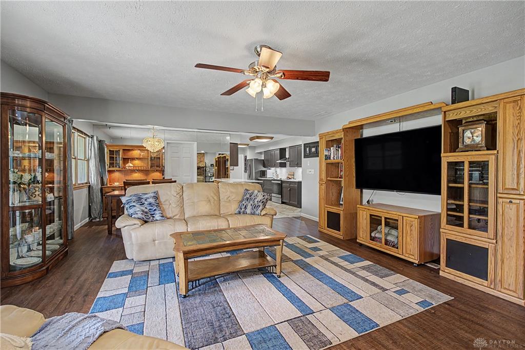 550 Unger Property Photo 25