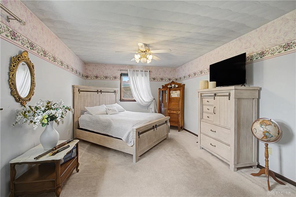 550 Unger Property Photo 27