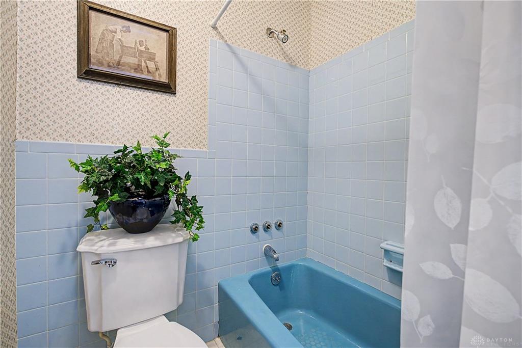 550 Unger Property Photo 31
